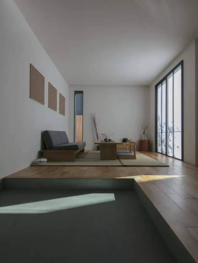 木の温もりと陰影が織りなす落ち着き

hospitality housing

-おもてなしの心を住まいにも-

自然と調和しながら、住まう人々を優しく包み込んでくれる住まい。
それこそが、時を経ても変わらない普遍的な本当の心地良さを育んでくれると考えています。

心を穏やかにしながら、ゆっくりと大切な時間を住み重ねられる、それが私たちイロハの家づくりです。

—————————————

■iroha (@iroha_architects)
奈良県奈良市西木辻町200-23
Tel: 0742-26-7111

—————————————

■モデルハウス

生駒郡斑鳩町 「斑鳩の家」
京都府城陽市 「城陽の家」
奈良県生駒市 「生駒の家」

ご来場予約はHPまたはお電話にて受け付けております。

—————————————

■施工エリア
奈良県、京都府南部、大阪東部、滋賀県南部、三重県南部など

—————————————
#間取り#住宅#インテリア#建築#工務店#いろは工務店#新築#新築一戸建て#注文住宅 #新築注文住宅 #新築デザイン #平屋 #和モダン #珪藻土 #塗り壁 #丁寧な暮らし #自然素材の家 #設計施工 #自由設計 #設計デザイン #施工事例 #奈良注文住宅 #京都注文住宅 #注文住宅 #奈良工務店 
#housedesign#Nara#architecture#housedesign
#japanarchitecture#interiordesign#design