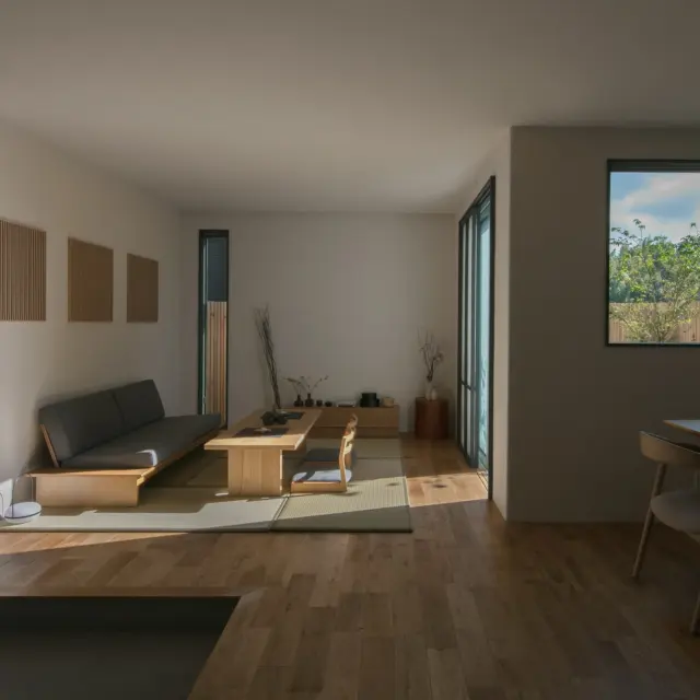 朝が楽しみになる

hospitality housing

-おもてなしの心を住まいにも-

自然と調和しながら、住まう人々を優しく包み込んでくれる住まい。
それこそが、時を経ても変わらない普遍的な本当の心地良さを育んでくれると考えています。

心を穏やかにしながら、ゆっくりと大切な時間を住み重ねられる、それが私たちイロハの家づくりです。

—————————————

■iroha (@iroha_architects)
奈良県奈良市西木辻町200-23
Tel: 0742-26-7111

—————————————

■モデルハウス

生駒郡斑鳩町 「斑鳩の家」
奈良県生駒市 「生駒の家」

ご来場予約はHPまたはお電話にて受け付けております。

—————————————

■施工エリア
奈良県、京都府南部、大阪東部、滋賀県南部、三重県南部など

—————————————
#間取り#住宅#インテリア#建築#工務店#いろは工務店#新築#新築一戸建て#注文住宅 #新築注文住宅 #新築デザイン #平屋 #リビング #和モダン #塗り壁 #丁寧な暮らし #自然素材の家 #設計施工 #自由設計 #設計デザイン #施工事例 #奈良注文住宅 #京都注文住宅 #注文住宅 #奈良工務店 
#housedesign#Nara#architecture#housedesign
#japanarchitecture#interiordesign#design